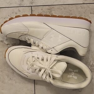 Under armor shoes